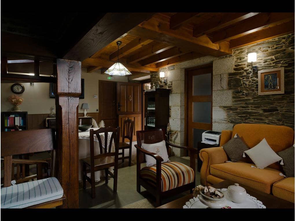 5 bedroom Hotel for sale in Ordes with garage - € 970,000 (Ref: 7582225)