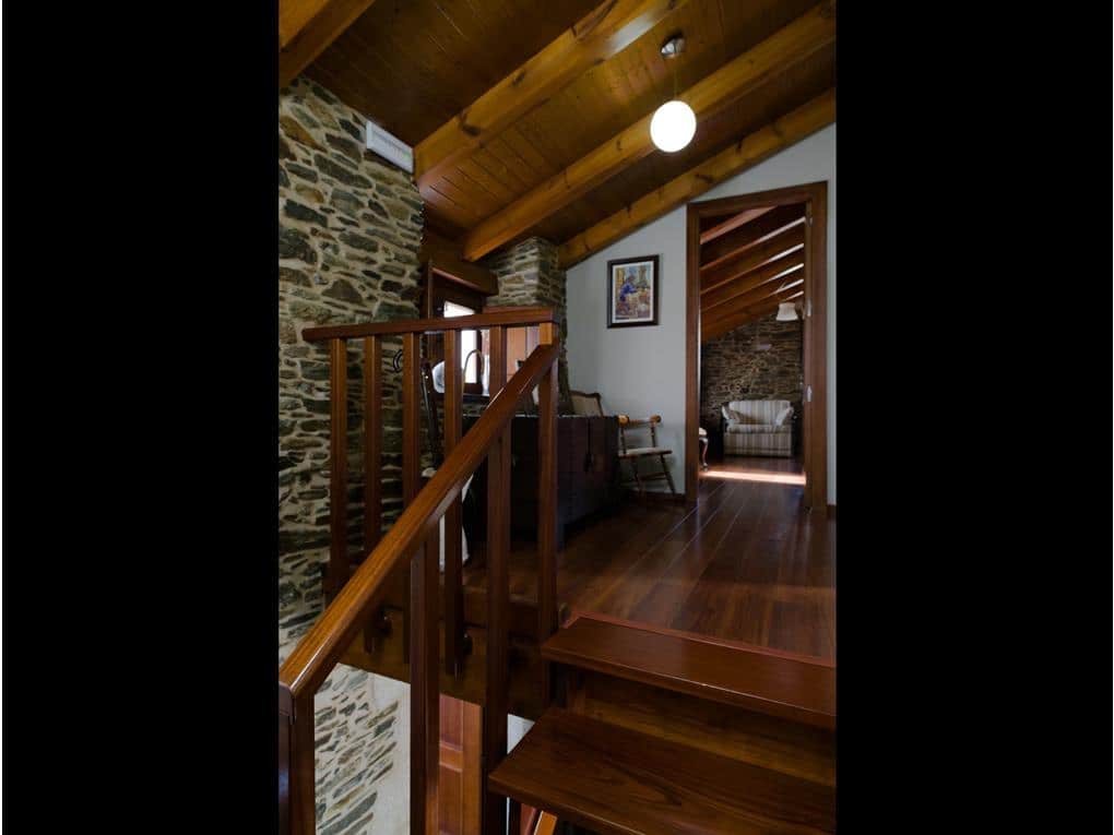 5 bedroom Hotel for sale in Ordes with garage - € 970,000 (Ref: 7582225)