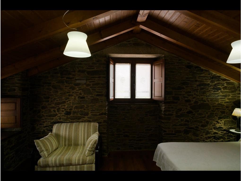 5 bedroom Hotel for sale in Ordes with garage - € 970,000 (Ref: 7582225)