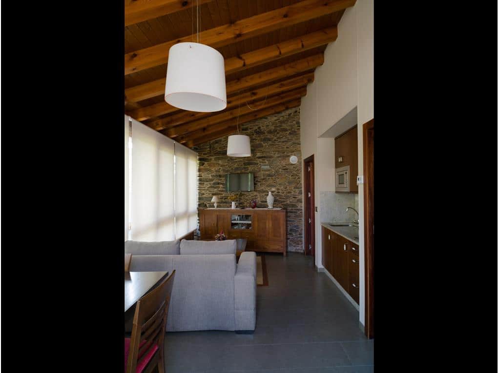 5 bedroom Hotel for sale in Ordes with garage - € 970,000 (Ref: 7582225)