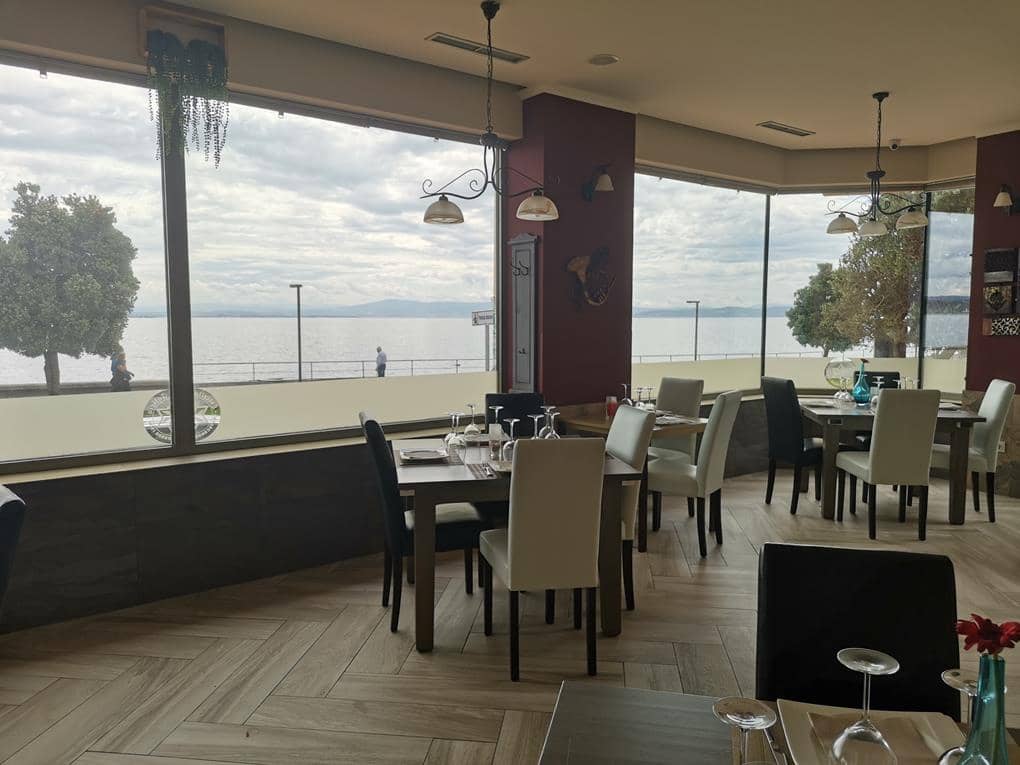 Butik til leje i Ribeira - € 3.000 (Ref: 7631121)