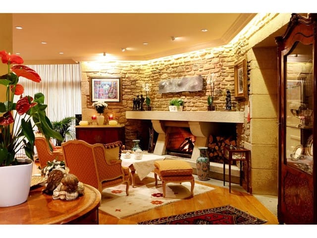 6 bedroom Villa for sale in Santiago de la Puebla with pool garage - € 1,990,000 (Ref: 7720642)