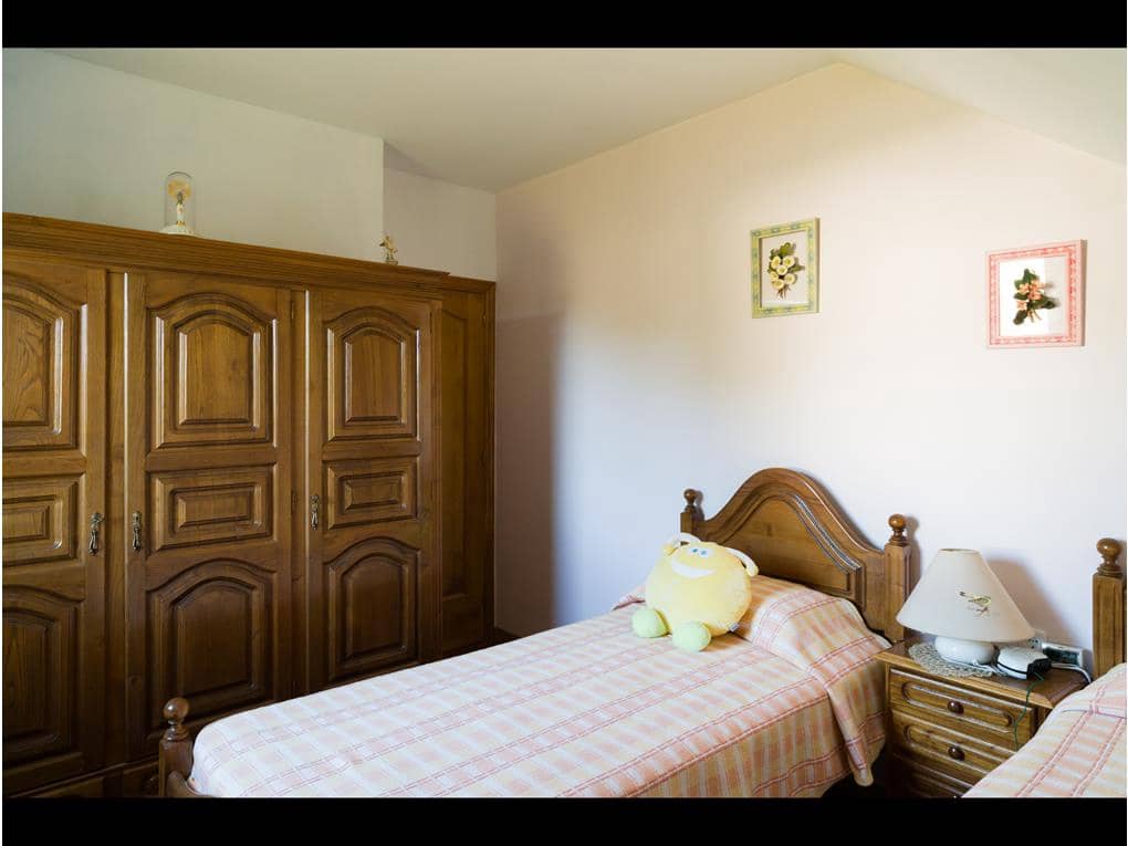 5 chambre Villa/Maison à vendre à Santiago de Compostela avec garage - 625 000 € (Ref: 7792947)