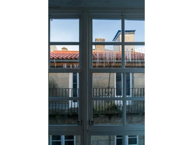 4 bedroom Townhouse for sale in Santiago de Compostela - € 440,000 (Ref: 7944087)