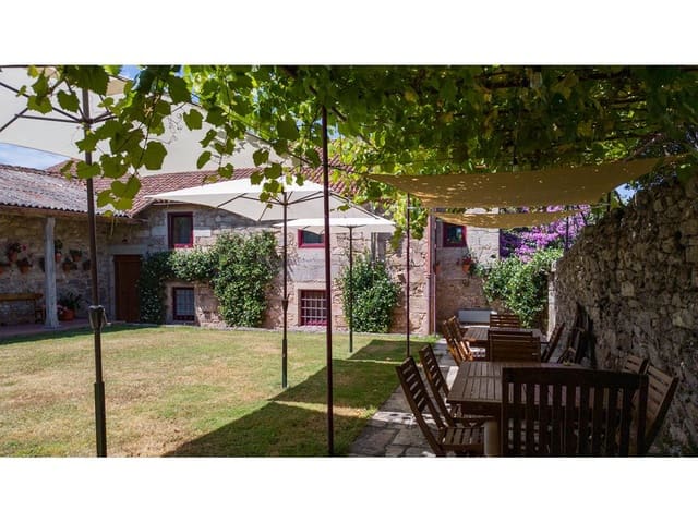 6 camera da letto Finca/Casa di Campagna in vendita in A Estrada con piscina garage - 450.000 € (Rif: 8014907)