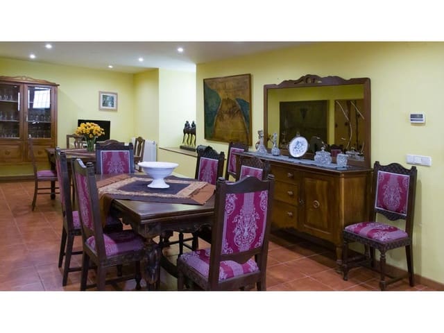 6 camera da letto Finca/Casa di Campagna in vendita in A Estrada con piscina garage - 450.000 € (Rif: 8014907)