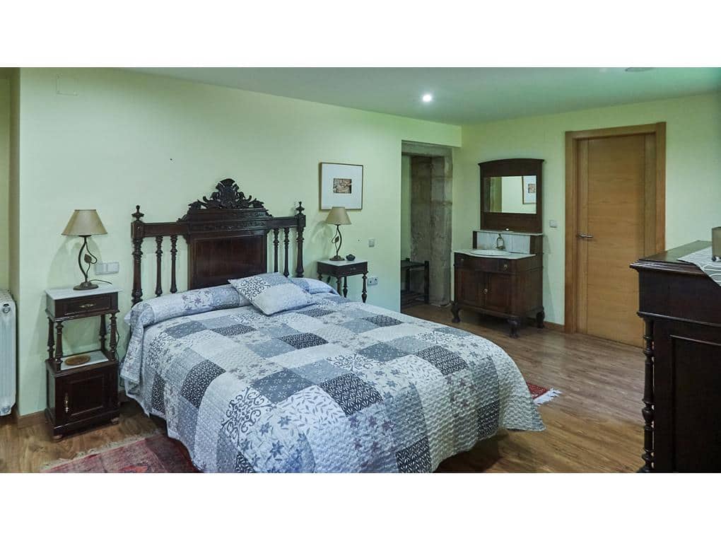 6 slaapkamer Finca/Landhuis te koop in A Estrada met zwembad garage - € 450.000 (Ref: 8014907)