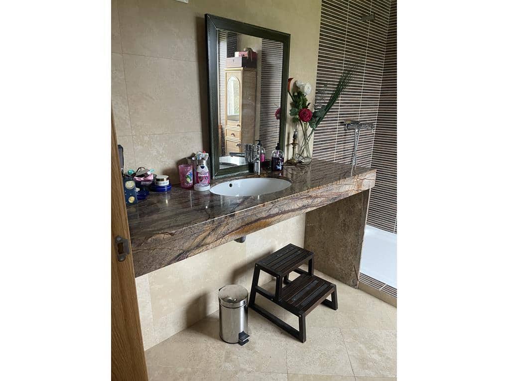 4 soveværelse Villa til salg i Boqueixon med swimmingpool garage - € 485.000 (Ref: 8018079)