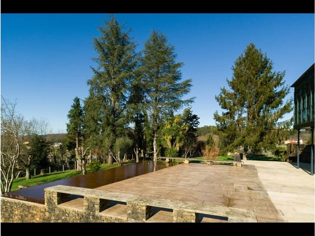 5 quarto Moradia para venda em Boqueixón com piscina garagem - 1 500 000 € (Ref: 8052072)