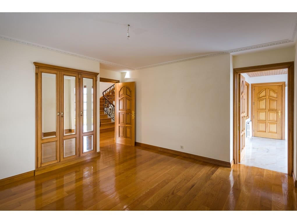 6 soveværelse Villa til salg i Santa Comba med swimmingpool garage - € 1.200.000 (Ref: 8092077)