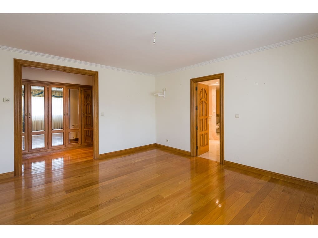 6 soveværelse Villa til salg i Santa Comba med swimmingpool garage - € 1.200.000 (Ref: 8092077)