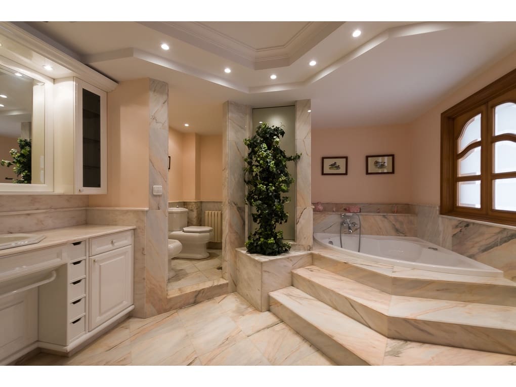 6 soveværelse Villa til salg i Santa Comba med swimmingpool garage - € 1.200.000 (Ref: 8092077)