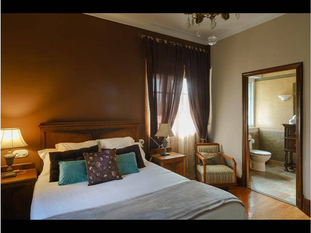 5 soveværelse Villa til salg i Santiago de Compostela med garage - € 1.900.000 (Ref: 8182858)