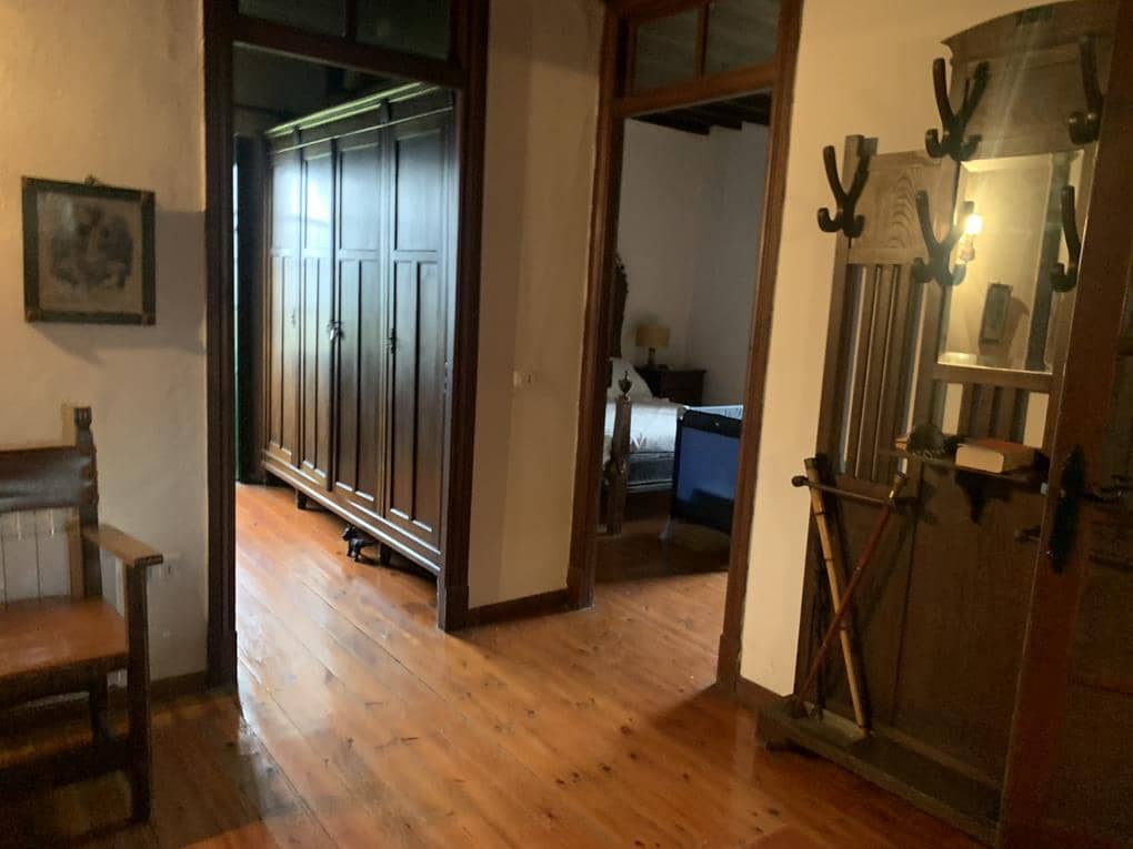 8 soveværelse Villa til salg i Padron med garage - € 490.000 (Ref: 8260071)