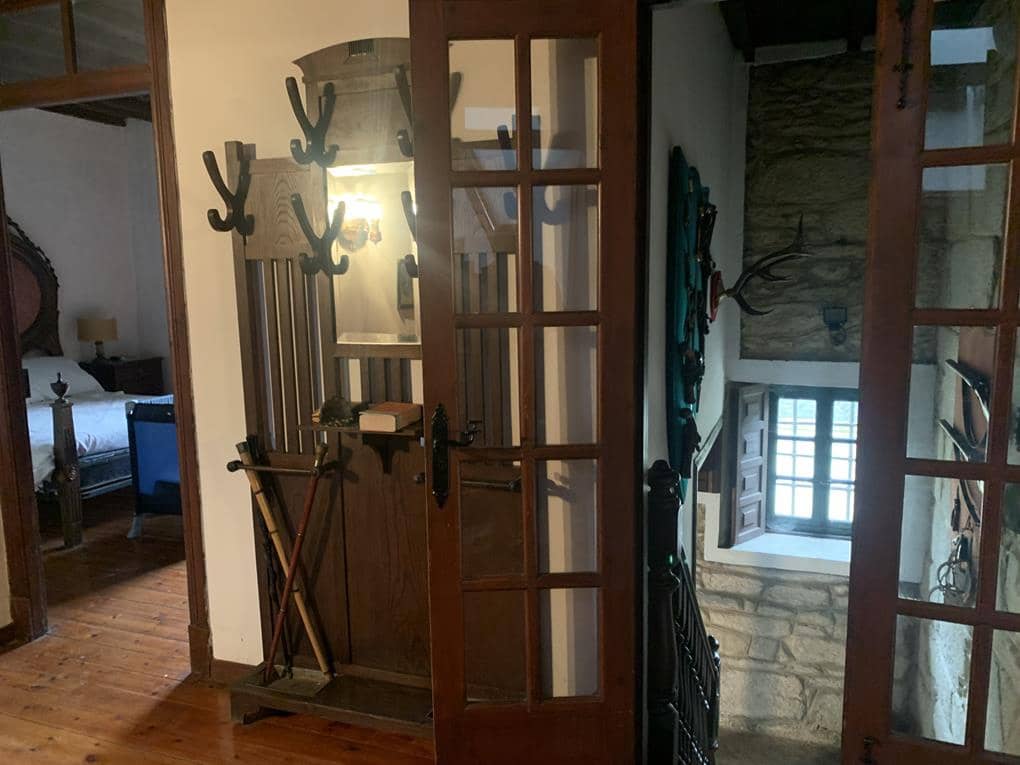 8 soveværelse Villa til salg i Padron med garage - € 490.000 (Ref: 8260071)