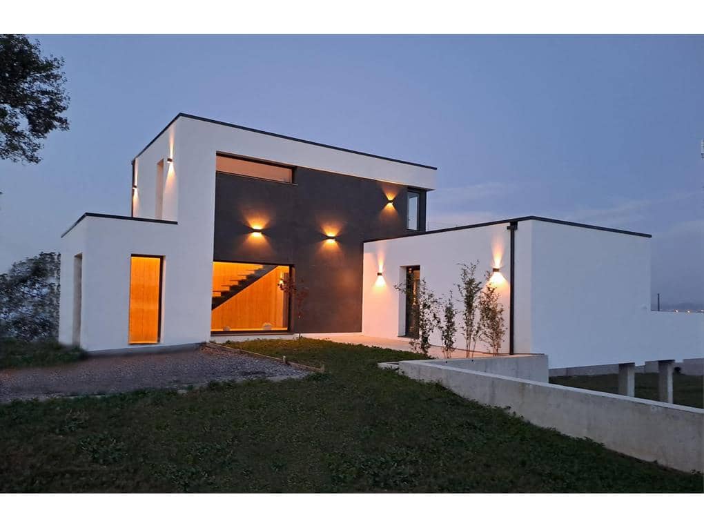 3 soveværelse Villa til salg i Ribeira med swimmingpool garage - € 745.000 (Ref: 8326915)