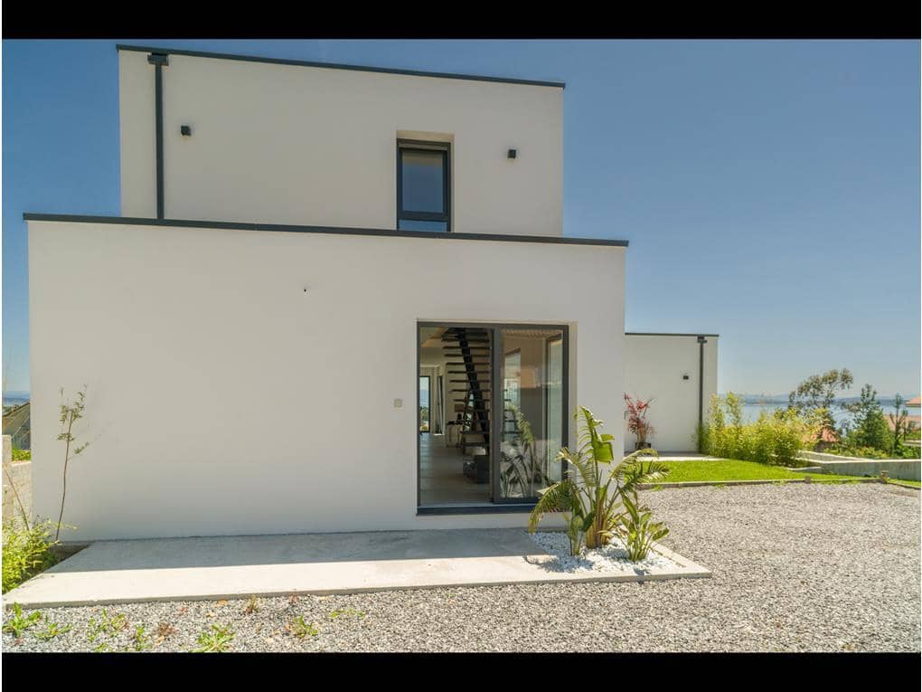 3 soveværelse Villa til salg i Ribeira med swimmingpool garage - € 745.000 (Ref: 8326915)