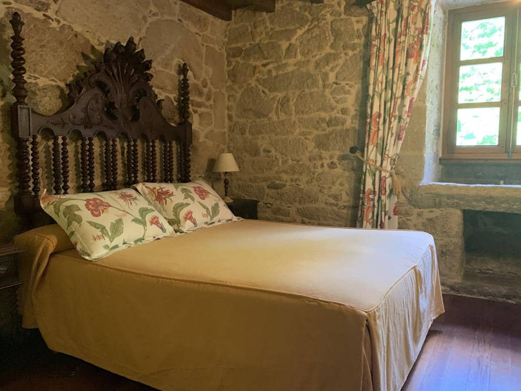 8 soveværelse Finca/Landehus til salg i Ames med garage - € 480.000 (Ref: 8416630)