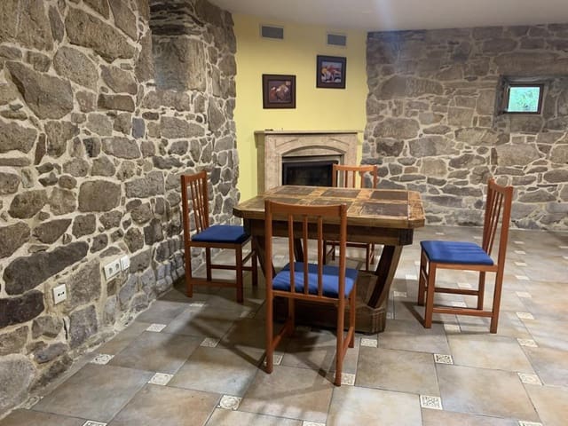 8 slaapkamer Finca/Landhuis te koop in Ames met garage - € 480.000 (Ref: 8416630)