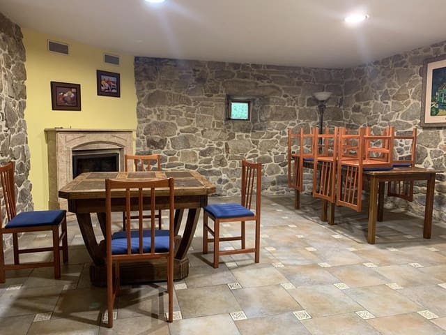 8 slaapkamer Finca/Landhuis te koop in Ames met garage - € 480.000 (Ref: 8416630)