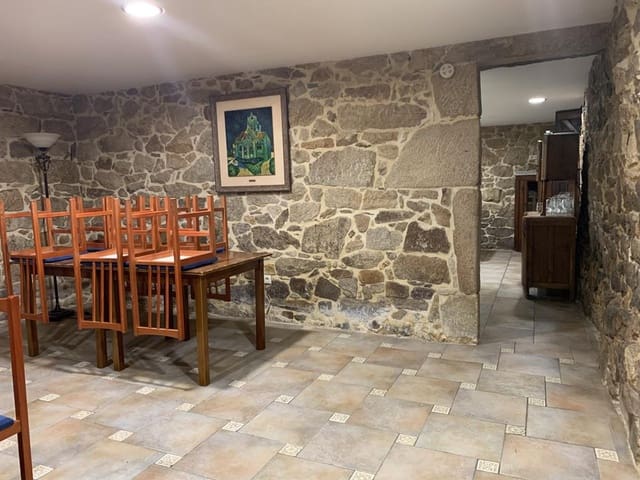 8 slaapkamer Finca/Landhuis te koop in Ames met garage - € 480.000 (Ref: 8416630)