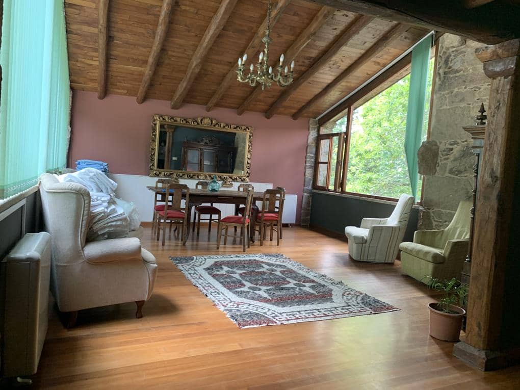 8 soveværelse Finca/Landehus til salg i Ames med garage - € 480.000 (Ref: 8416630)