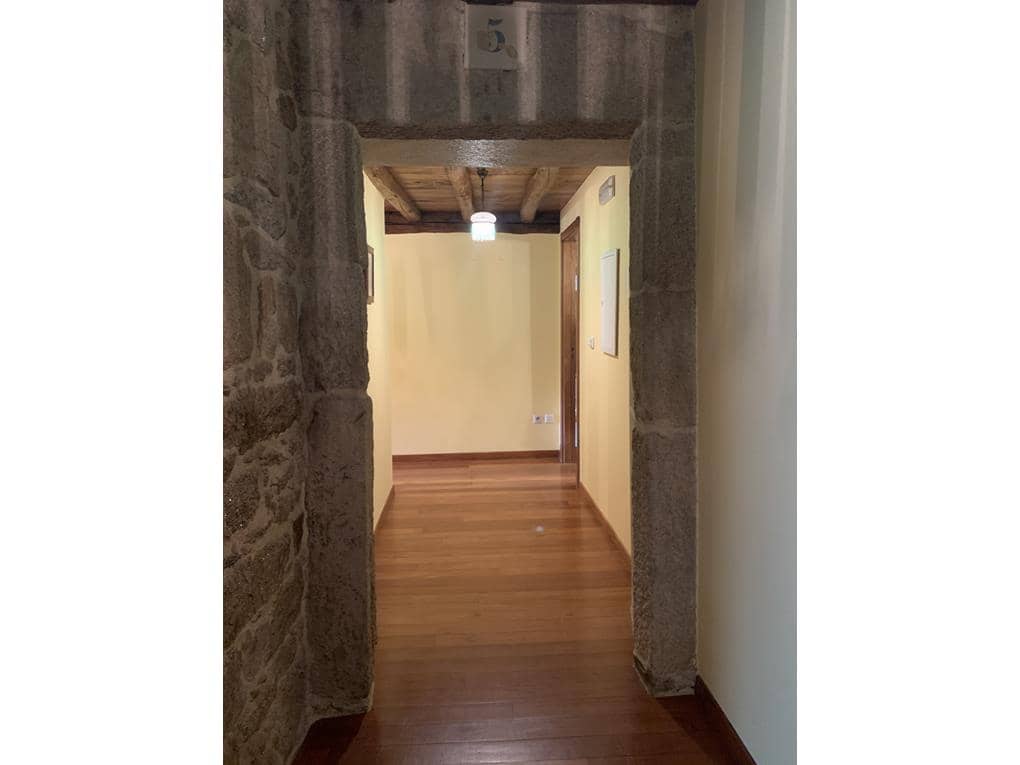 8 soveværelse Finca/Landehus til salg i Ames med garage - € 480.000 (Ref: 8416630)