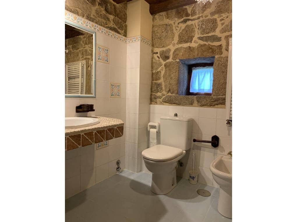 8 soveværelse Finca/Landehus til salg i Ames med garage - € 480.000 (Ref: 8416630)