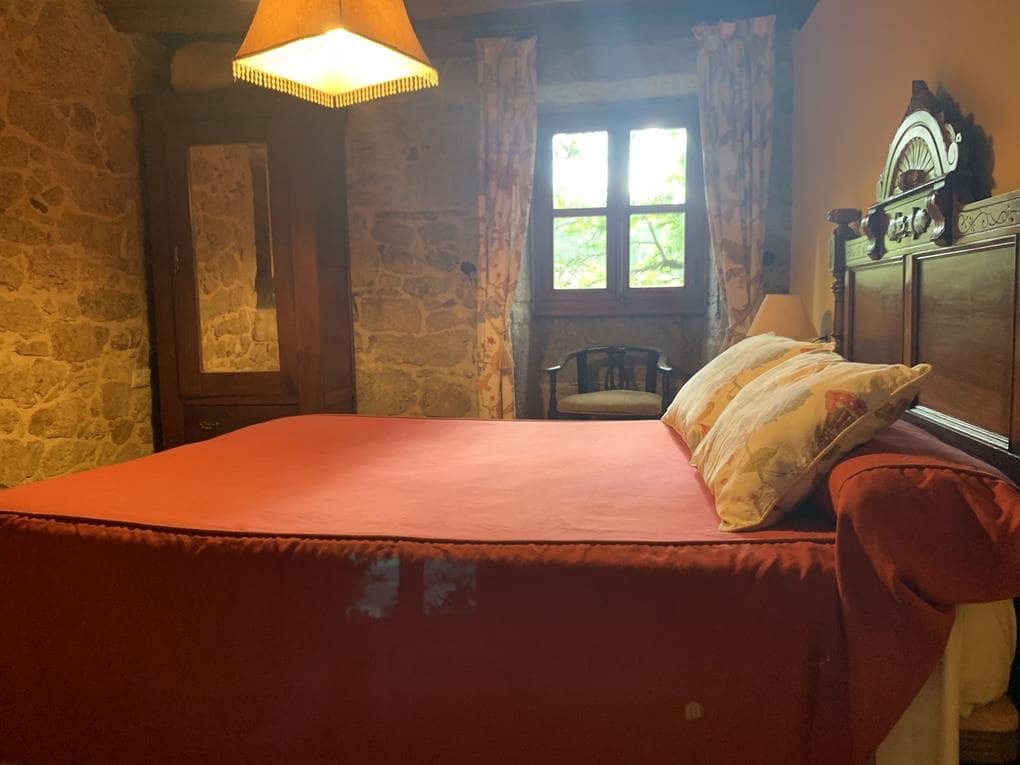 8 soveværelse Finca/Landehus til salg i Ames med garage - € 480.000 (Ref: 8416630)