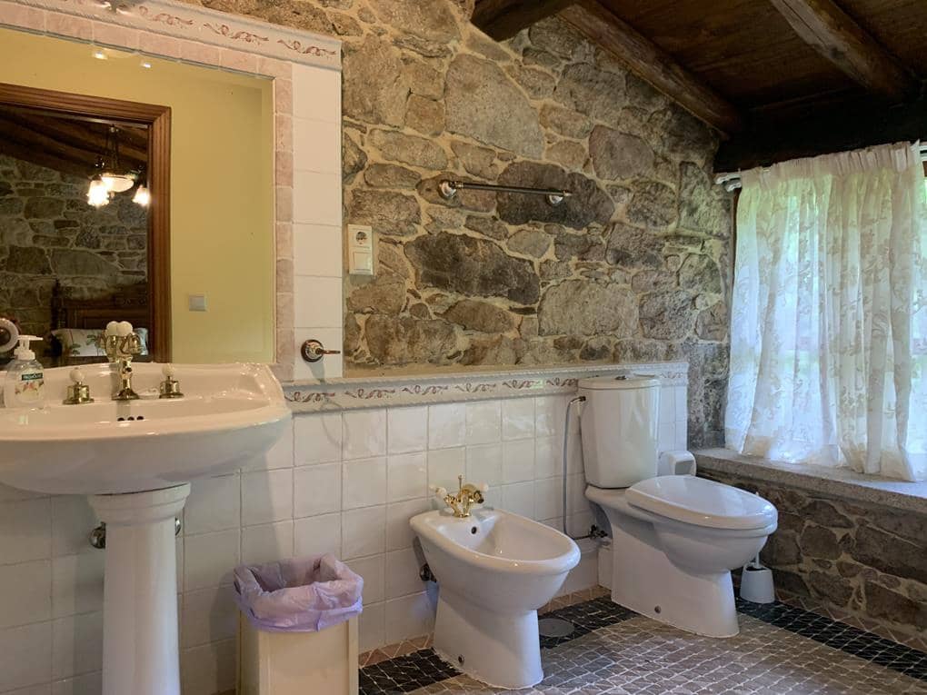 8 soveværelse Finca/Landehus til salg i Ames med garage - € 480.000 (Ref: 8416630)