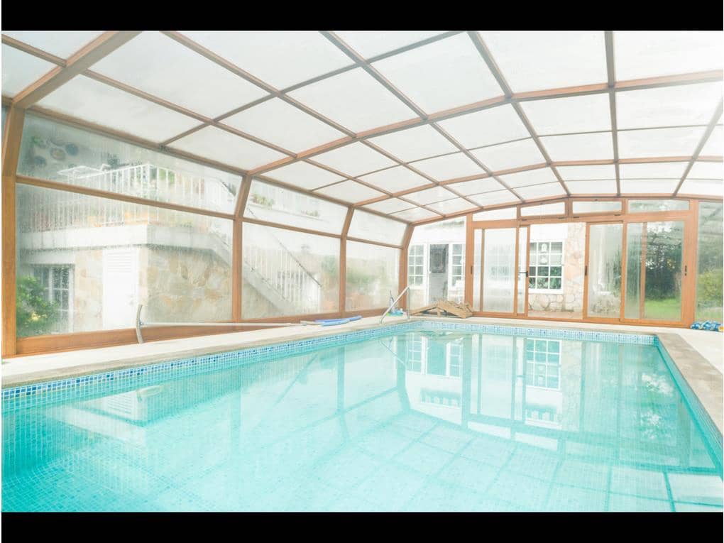 8 soveværelse Villa til salg i Bertamirans med swimmingpool garage - € 950.000 (Ref: 8626100)
