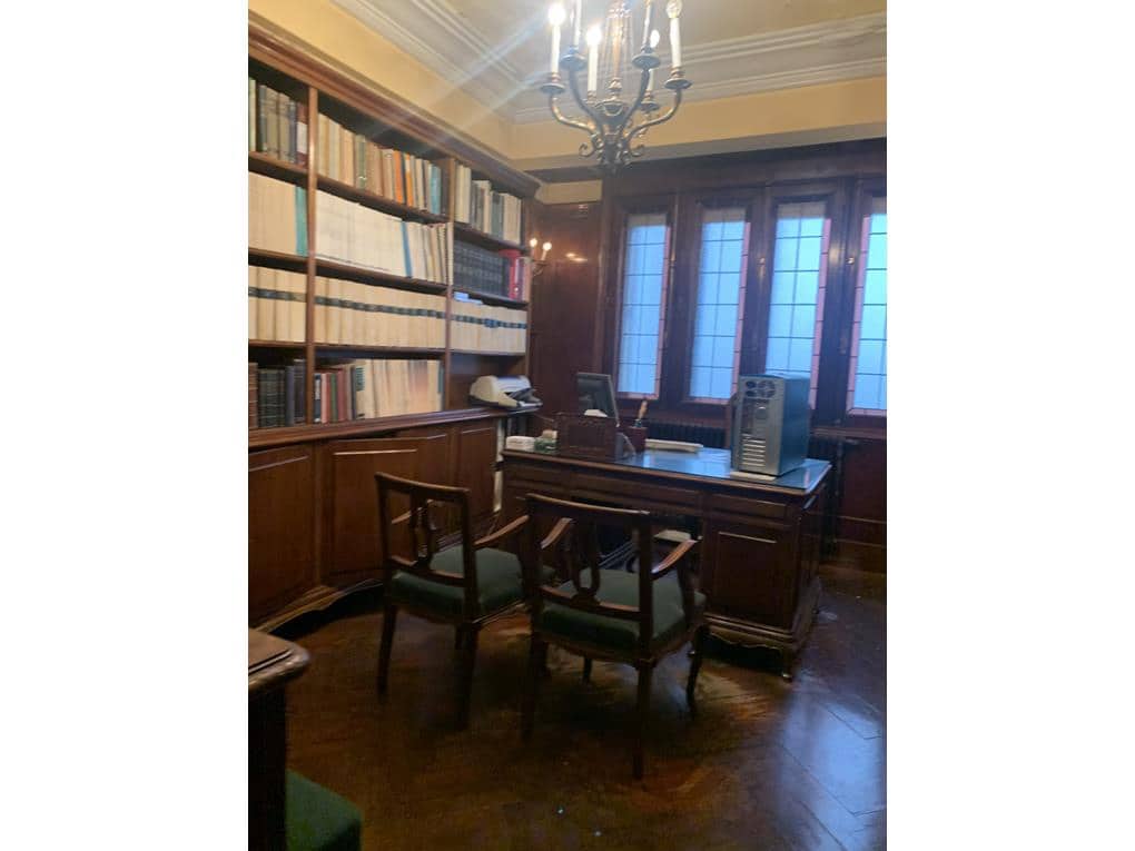 Huis te koop in Santiago de Compostela - € 3.380.000 (Ref: 8635869)