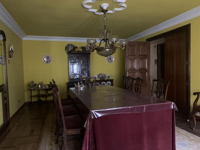 Byhus til salg i Santiago de Compostela - € 3.380.000 (Ref: 8635869)