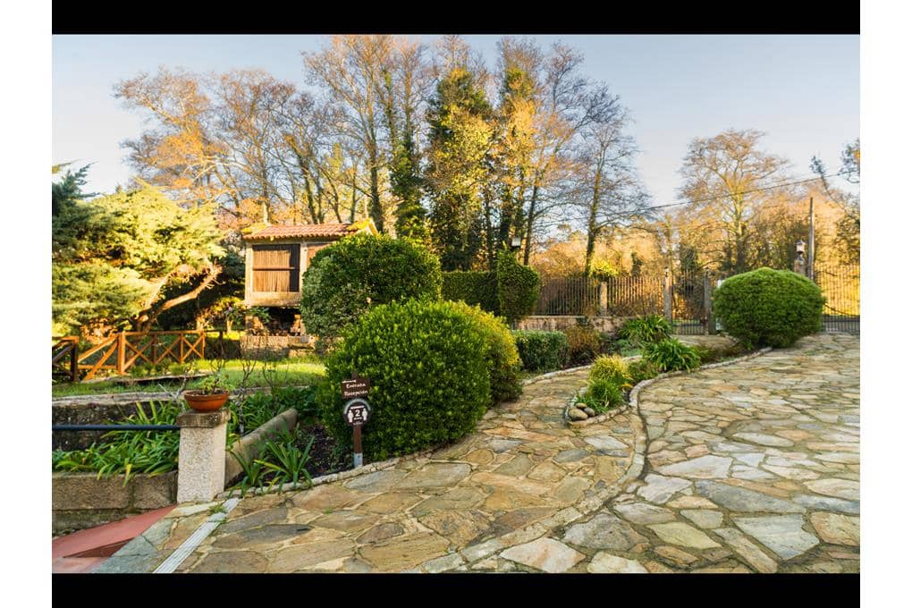 13 bedroom Finca/Country House for sale in Rianxo with pool garage - € 1,800,000 (Ref: 8715075)