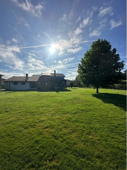 4 slaapkamer Villa te koop in Teo met garage - € 579.000 (Ref: 8799121)