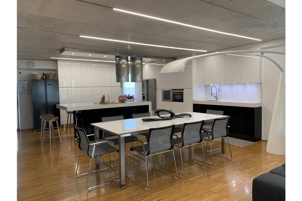 4 soveværelse Loft til salg i Santiago de Compostela med garage - € 420.000 (Ref: 8911980)