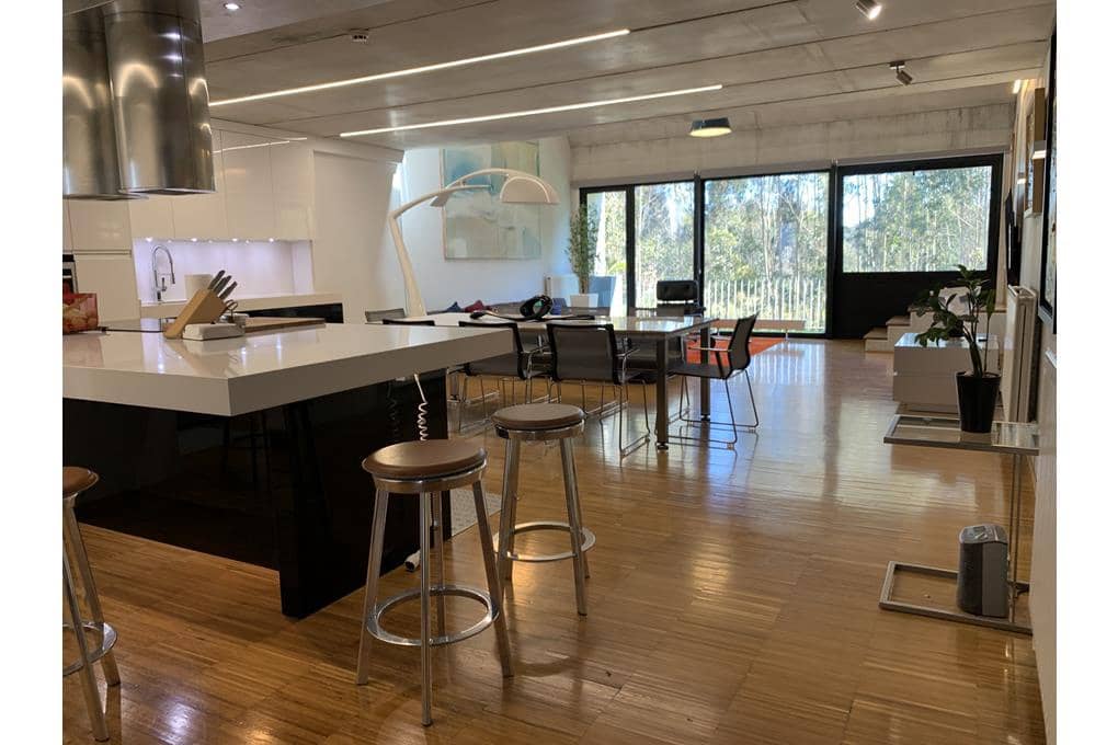 4 soveværelse Loft til salg i Santiago de Compostela med garage - € 420.000 (Ref: 8911980)