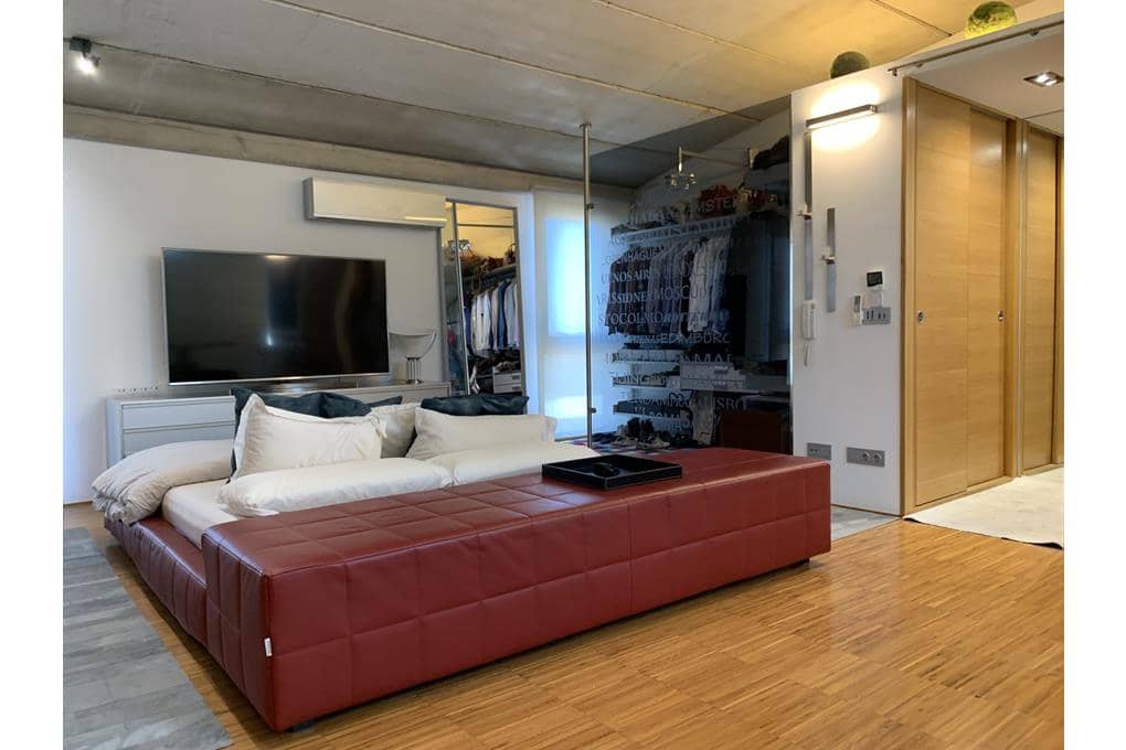 4 soveværelse Loft til salg i Santiago de Compostela med garage - € 420.000 (Ref: 8911980)