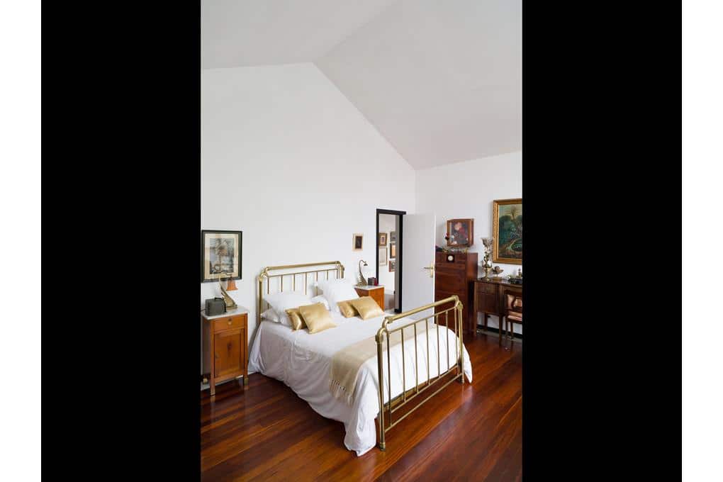 5 bedroom Villa for sale in Teo with pool garage - € 480,000 (Ref: 8912417)