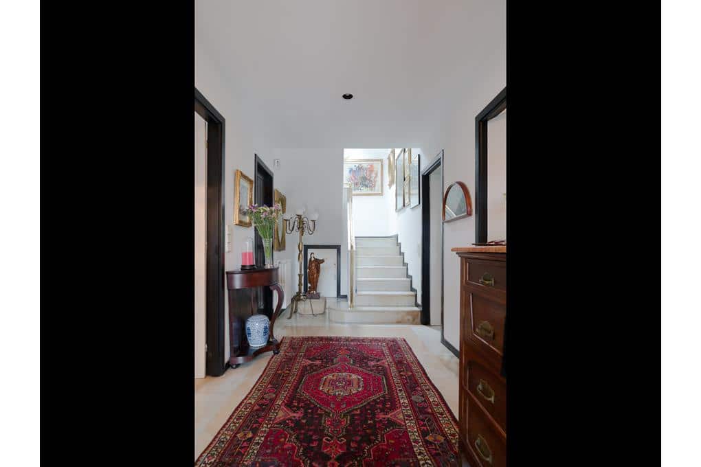 5 bedroom Villa for sale in Teo with pool garage - € 480,000 (Ref: 8912417)