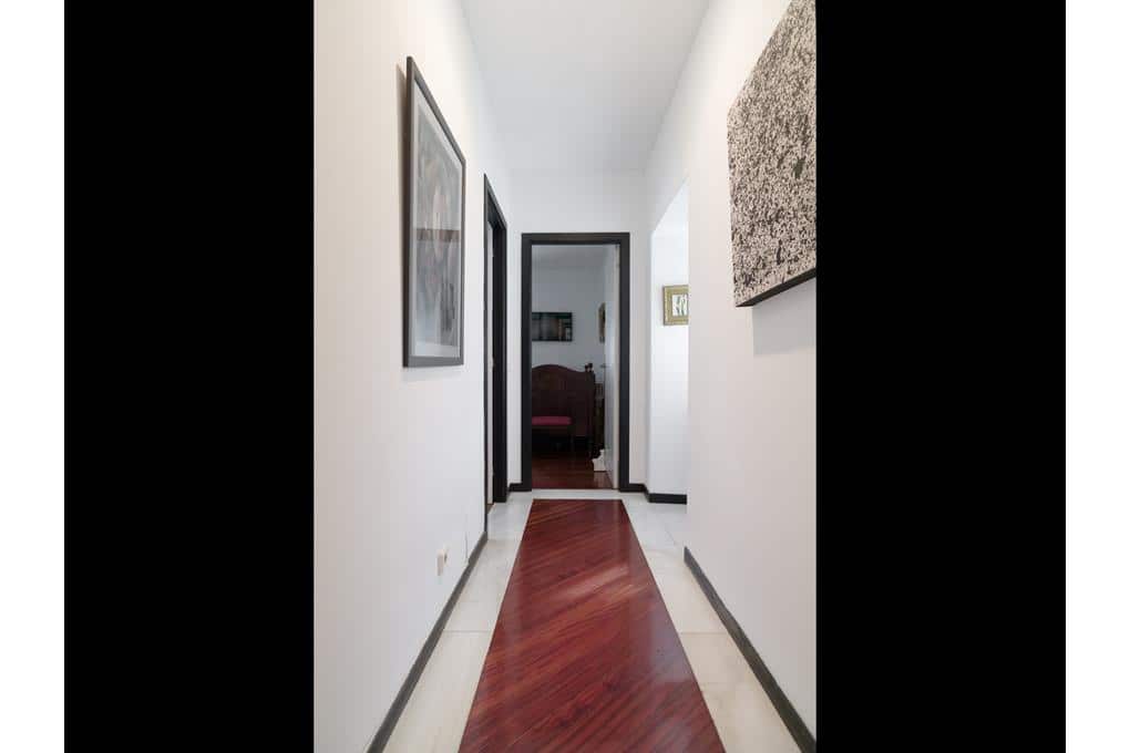 5 bedroom Villa for sale in Teo with pool garage - € 480,000 (Ref: 8912417)