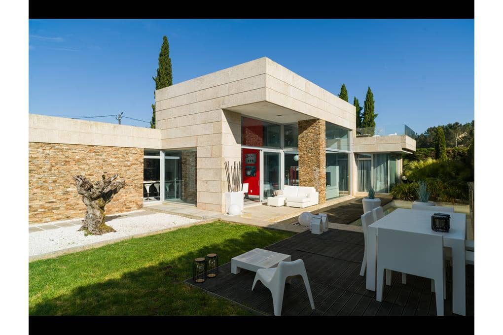 4 makuuhuone Huvila myytävänä paikassa Ames mukana uima-altaan 
autotalli - 850 000 € (Ref: 8945270)