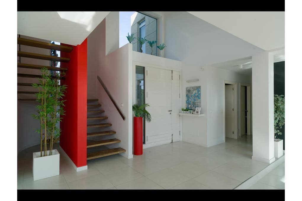 4 makuuhuone Huvila myytävänä paikassa Ames mukana uima-altaan 
autotalli - 850 000 € (Ref: 8945270)