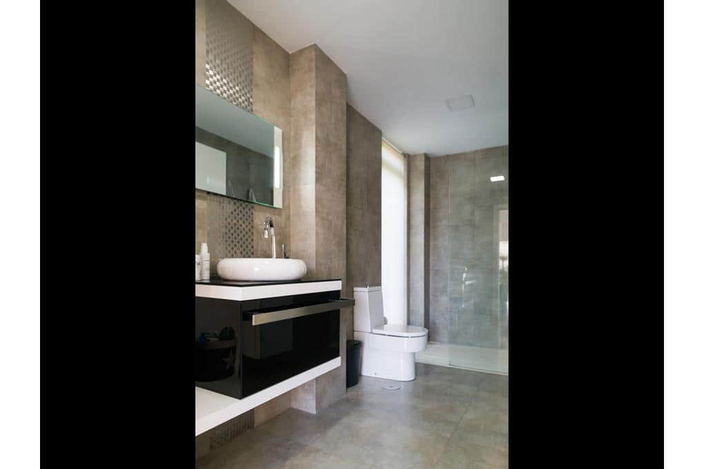 4 makuuhuone Huvila myytävänä paikassa Ames mukana uima-altaan 
autotalli - 850 000 € (Ref: 8945270)