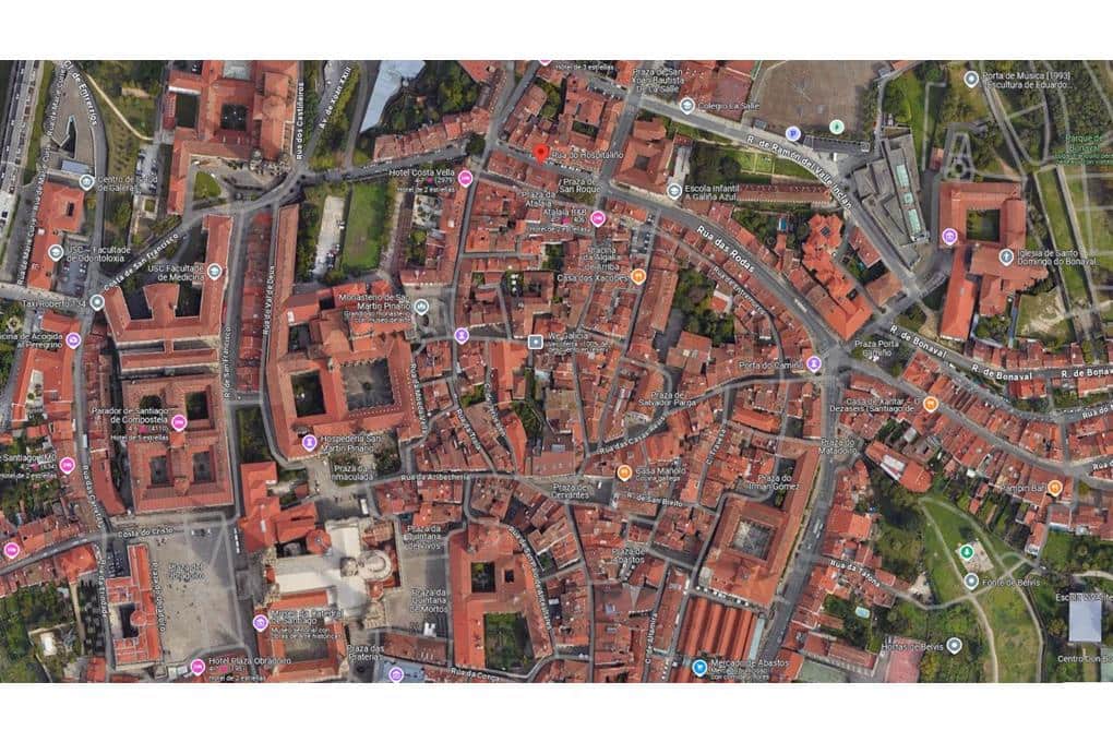 7 bedroom Townhouse for sale in Santiago de Compostela with garage - € 800,000 (Ref: 9131796)