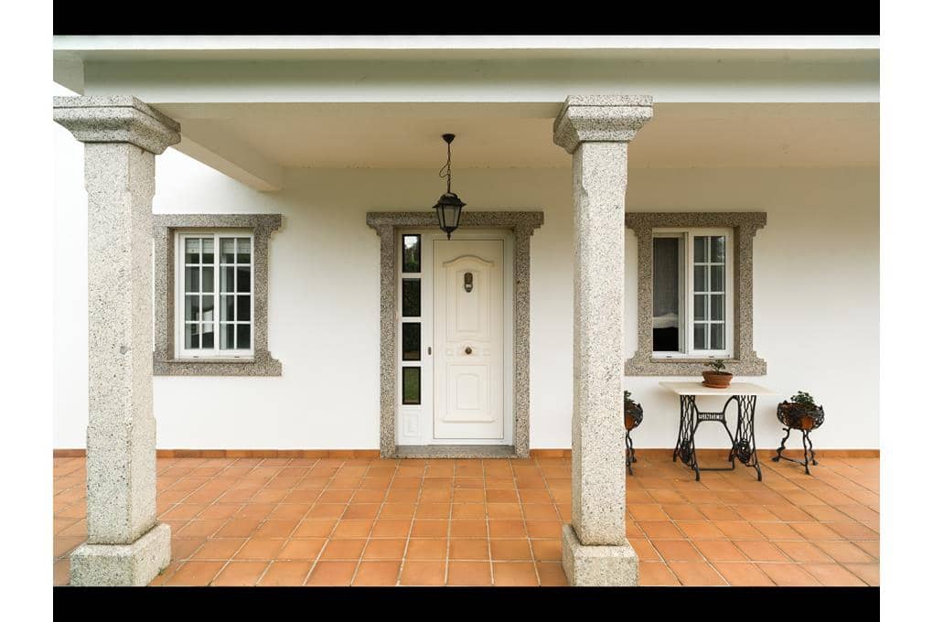 8 soveværelse Villa til salg i A Estrada med garage - € 449.000 (Ref: 9146489)