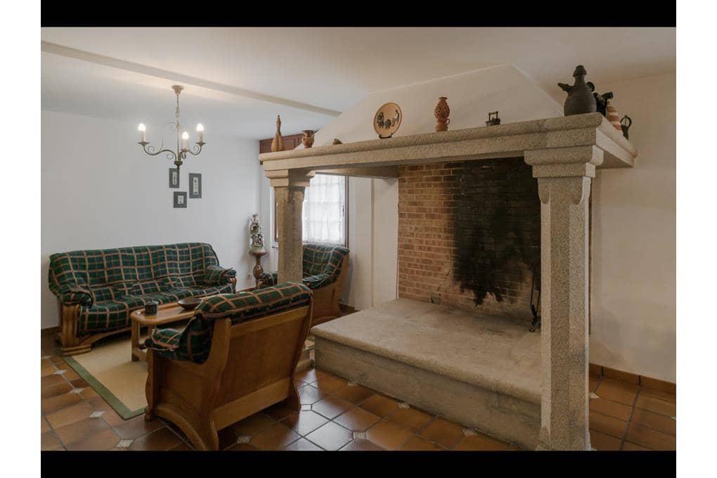 8 soveværelse Villa til salg i A Estrada med garage - € 449.000 (Ref: 9146489)