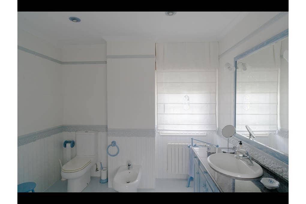 8 soveværelse Villa til salg i A Estrada med garage - € 449.000 (Ref: 9146489)