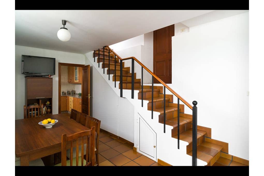 8 soveværelse Villa til salg i A Estrada med garage - € 449.000 (Ref: 9146489)