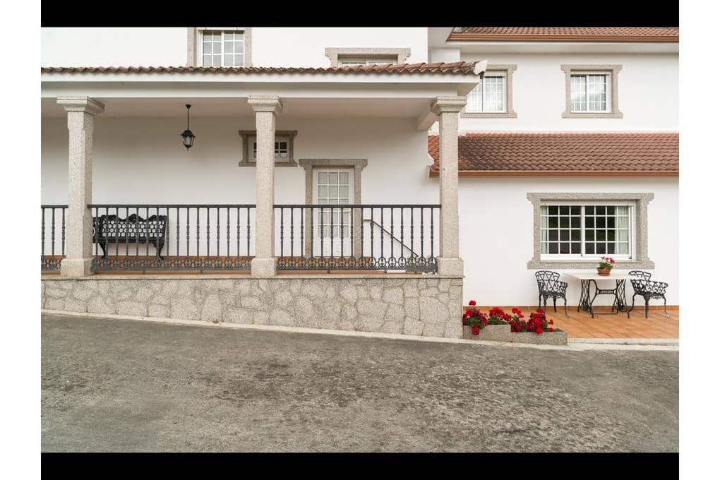 8 soveværelse Villa til salg i A Estrada med garage - € 449.000 (Ref: 9146489)